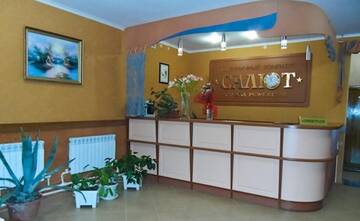 Фото номера Номер &quot;Стандарт&quot; Гостиница Salut Hotel г. Новомихайловский 12