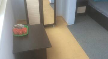 Фото номера Трехместный номер с балконом Гостевой дом Мандарин г. Новомихайловский 4