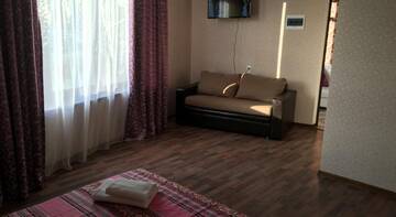 Фото номера Двухместный номер Делюкс с 1 кроватью и ванной Гостиница Guest house on pereulok Pionerskiy 4V г. Новомихайловский 3